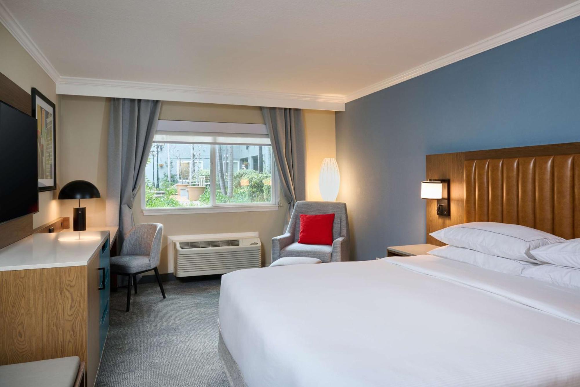 Doubletree By Hilton Chatsworth Лос-Анджелес Экстерьер фото